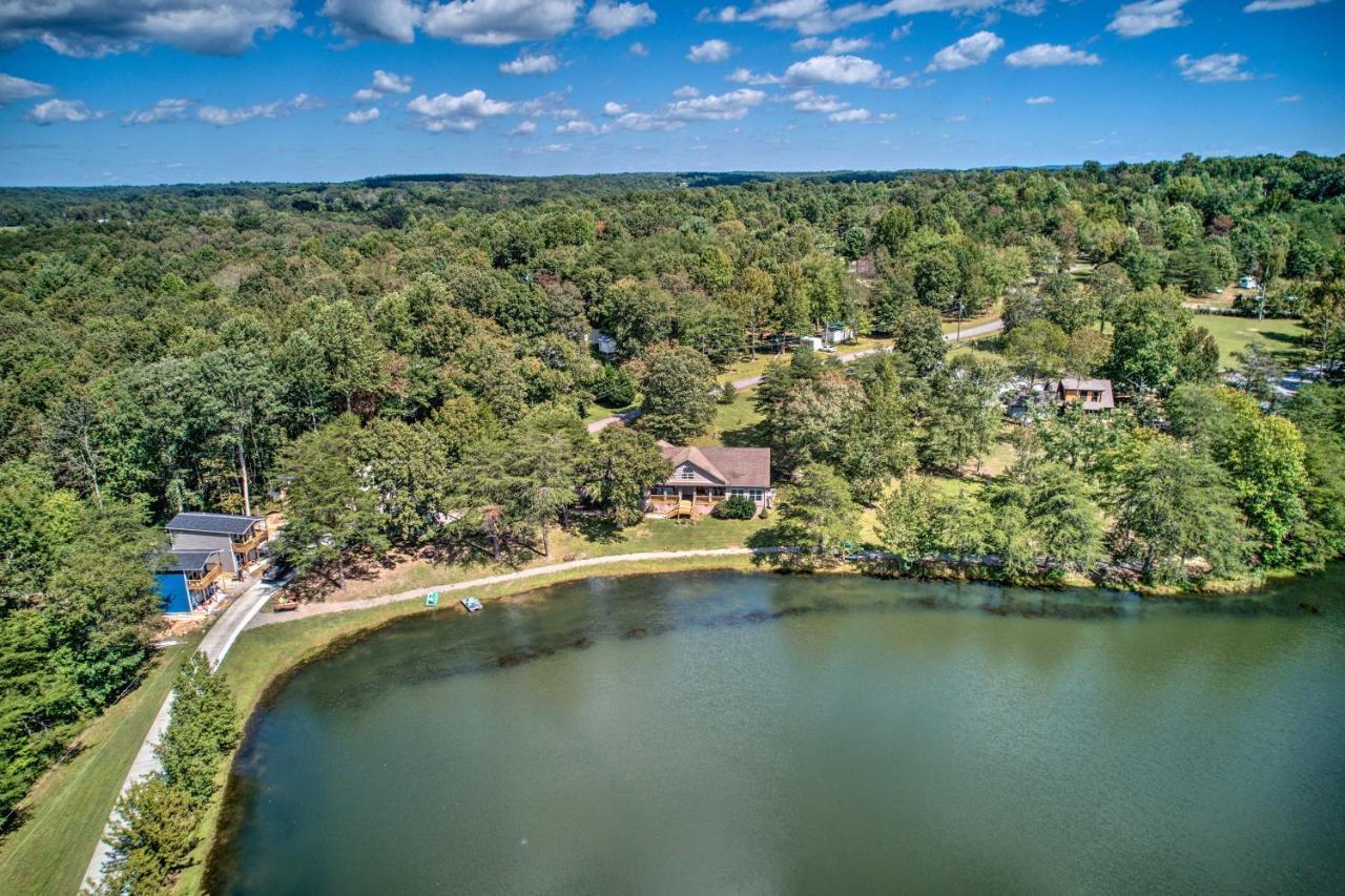 Lakeside Trenton Cabin On 7-Acre Property! 外观 照片