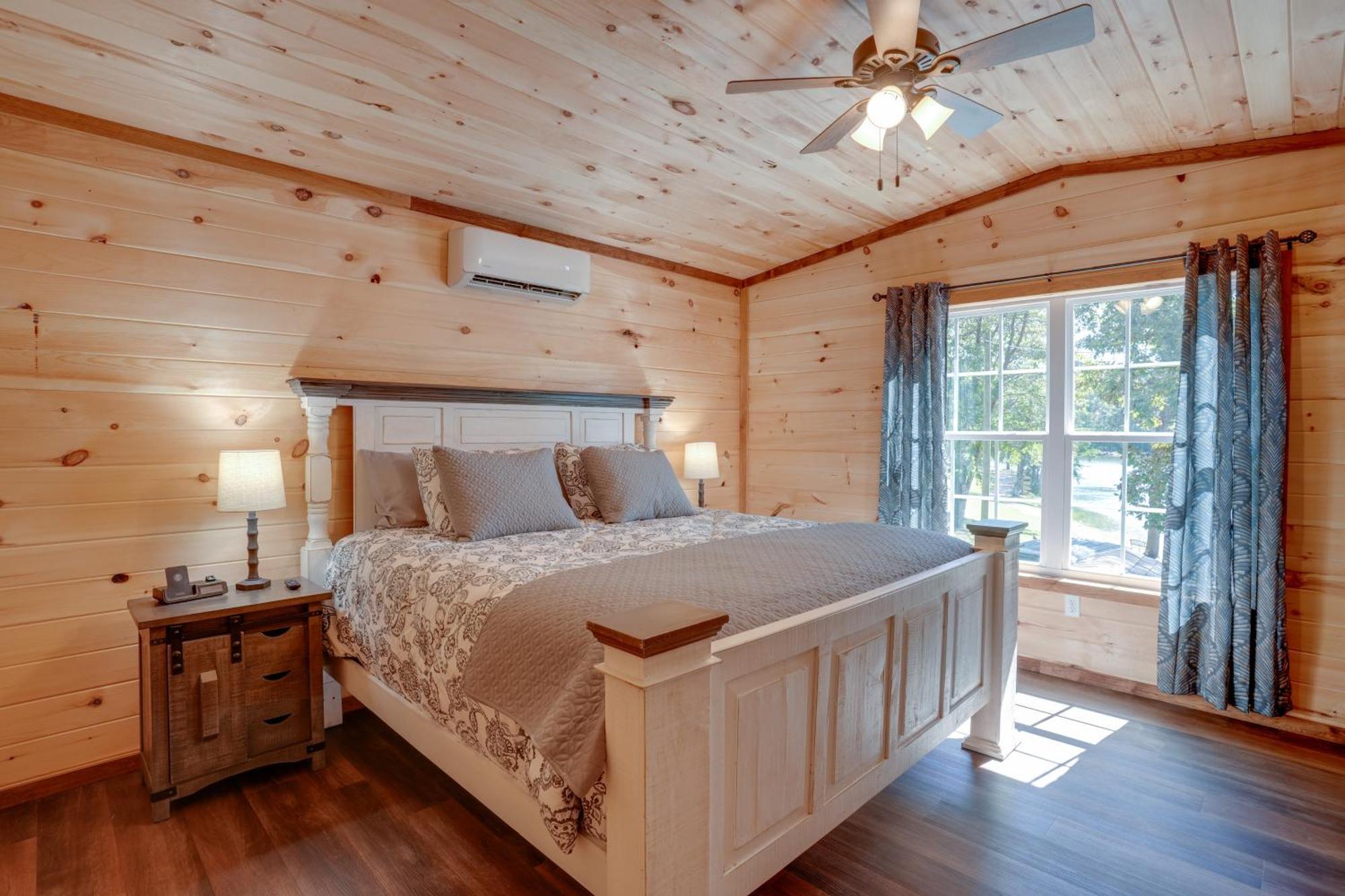 Lakeside Trenton Cabin On 7-Acre Property! 外观 照片
